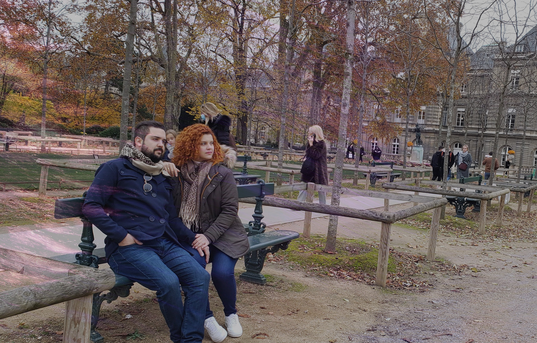 Victor UX Designer, Scrum Master, Product Manager, Product Owner and Product Designer and Daitana Aguilar his wife in Paris - Luxembourg Gardens